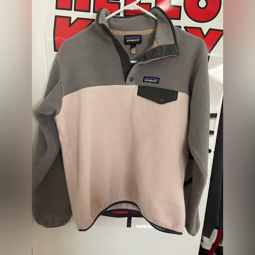 Patagonia Synchila Gorpcore Color Block Gray/Beige‎ Long Sleeve Sweater M